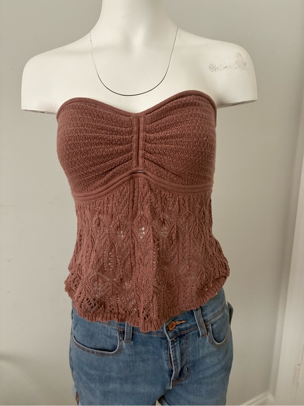 American Eagle Outfitters Strapless Crochet Bustier Tank - Dusty Rose